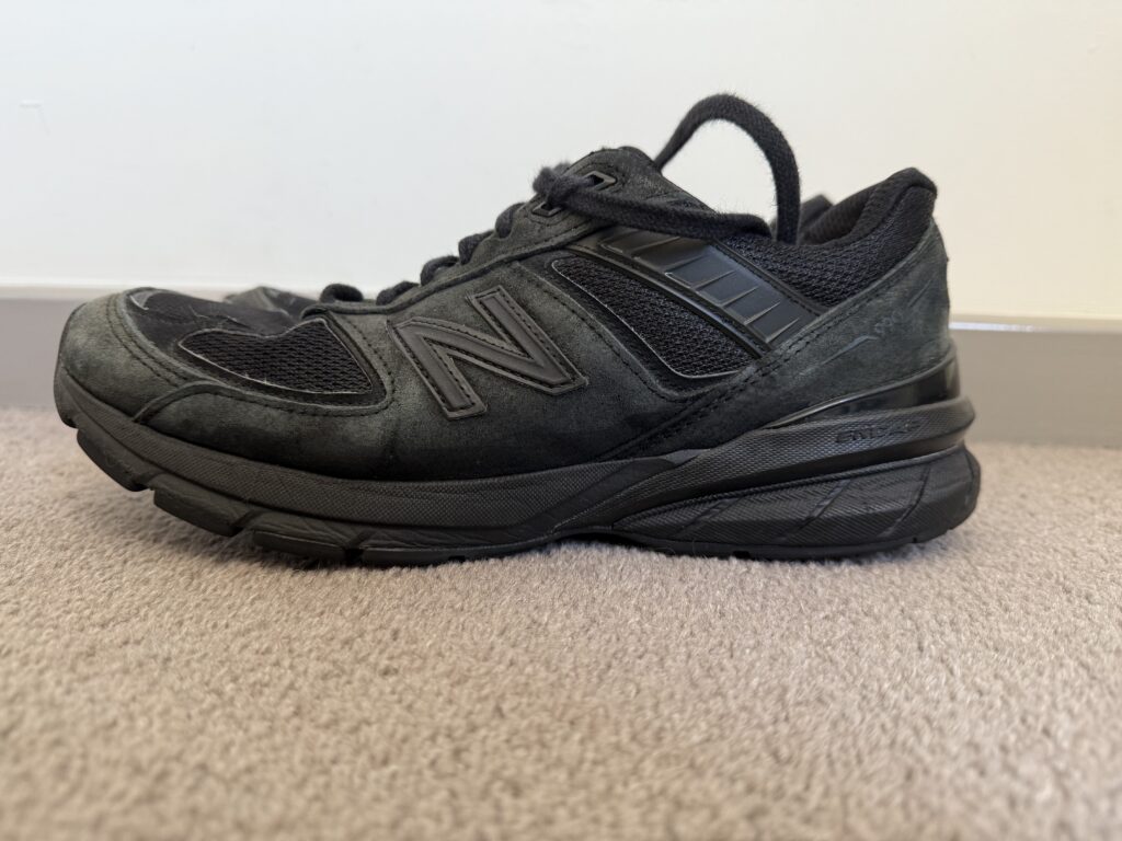 New Balance 990 V5