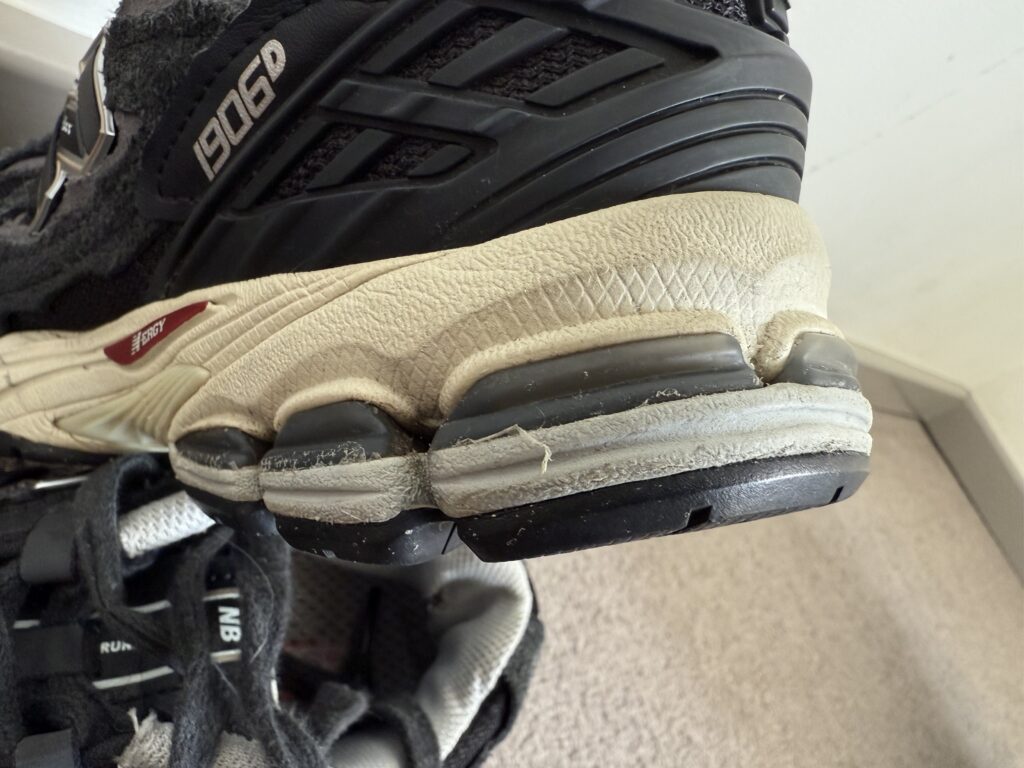 New Balance 1906 absorb