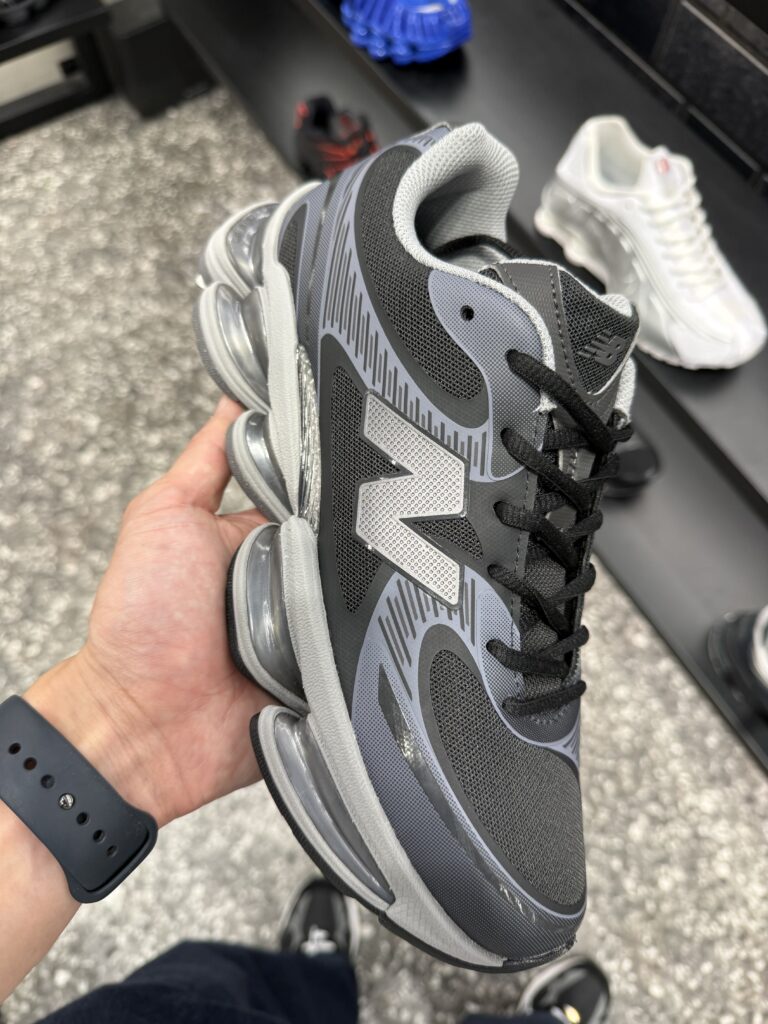 New Balance ABZORB 2000 Left Side View