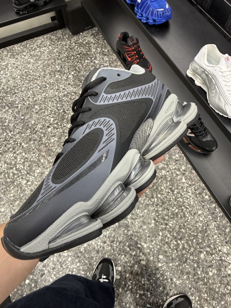 New Balance ABZORB 2000 Right Side View