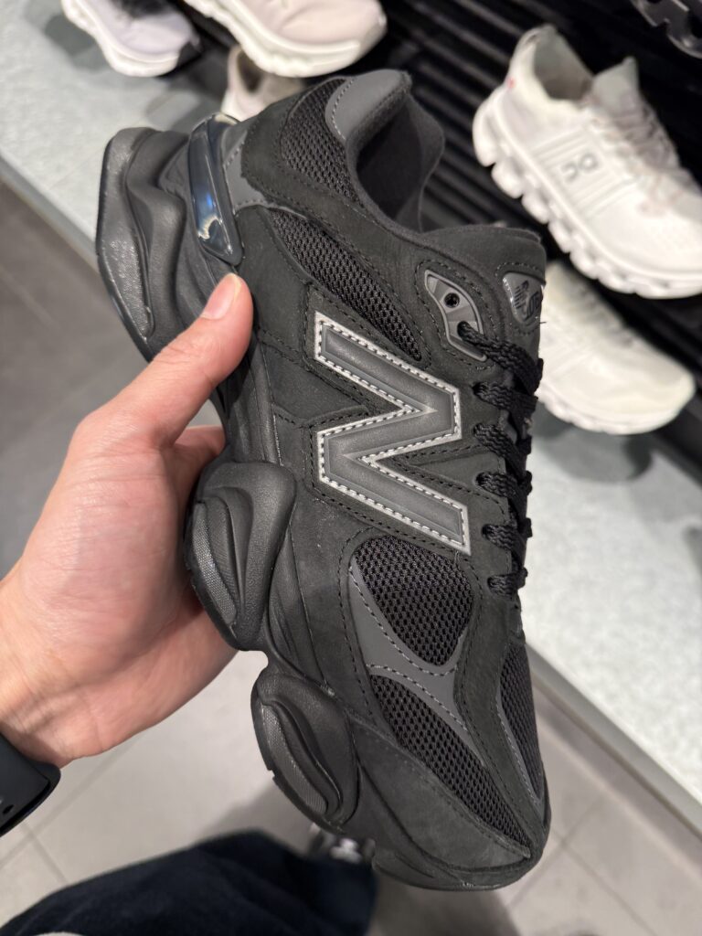 New Balance 9060 