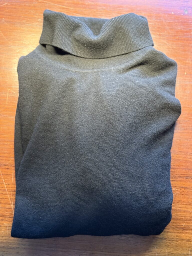 UNIQLO Cashmere Knit turtleneck