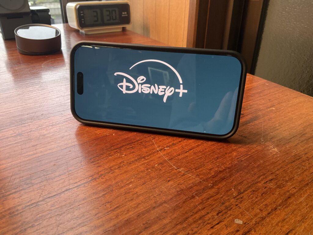 TORRAS Ostand Case can be stand