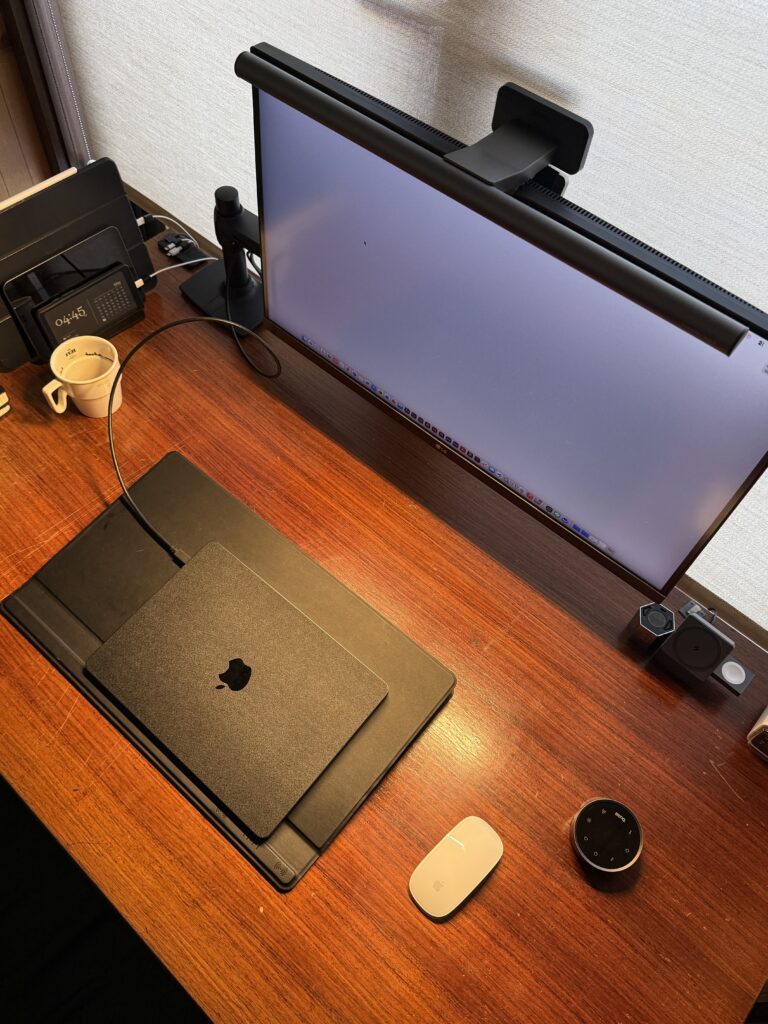 BenQ ScreenBar Halo 2 is Space-Saving Design That Mounts on Your Monitor